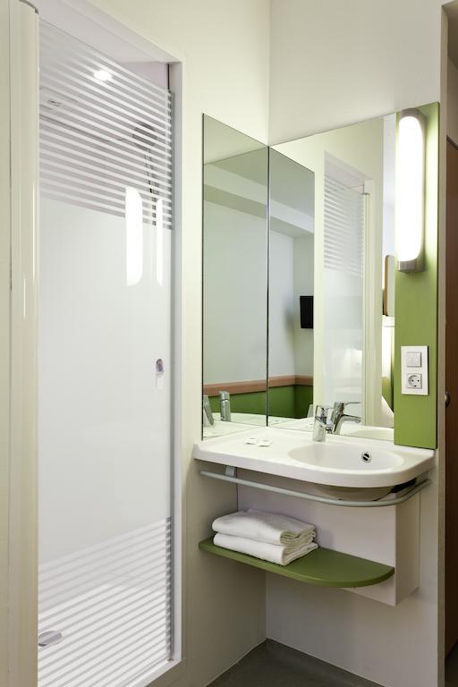 Ibis Budget Bilbao Arrigorriaga Quarto foto