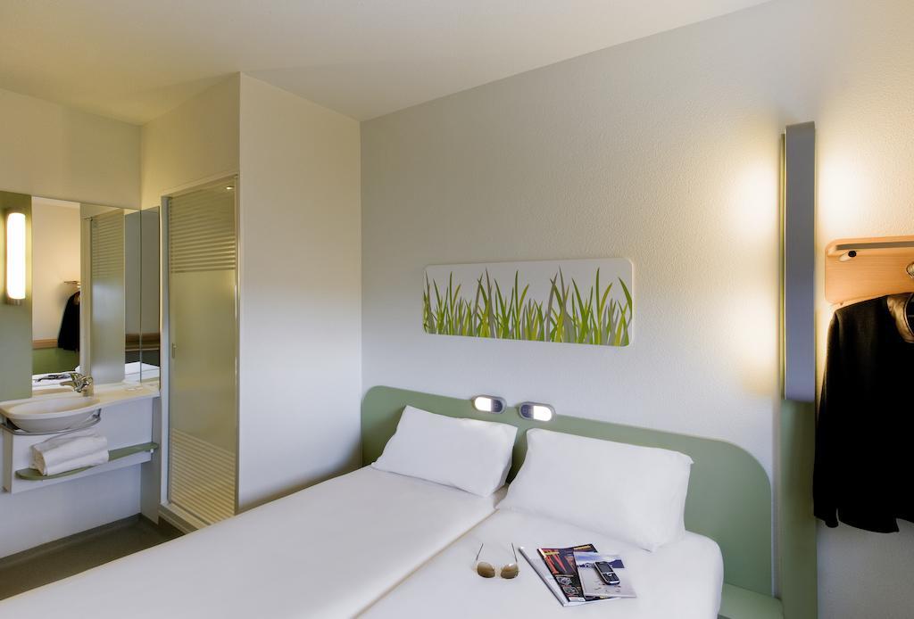 Ibis Budget Bilbao Arrigorriaga Quarto foto
